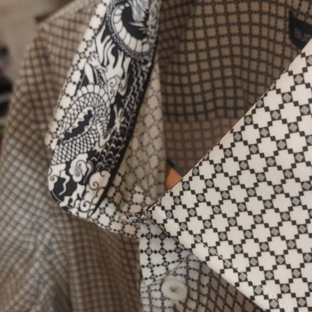 Bugatchi Button Up - image 4